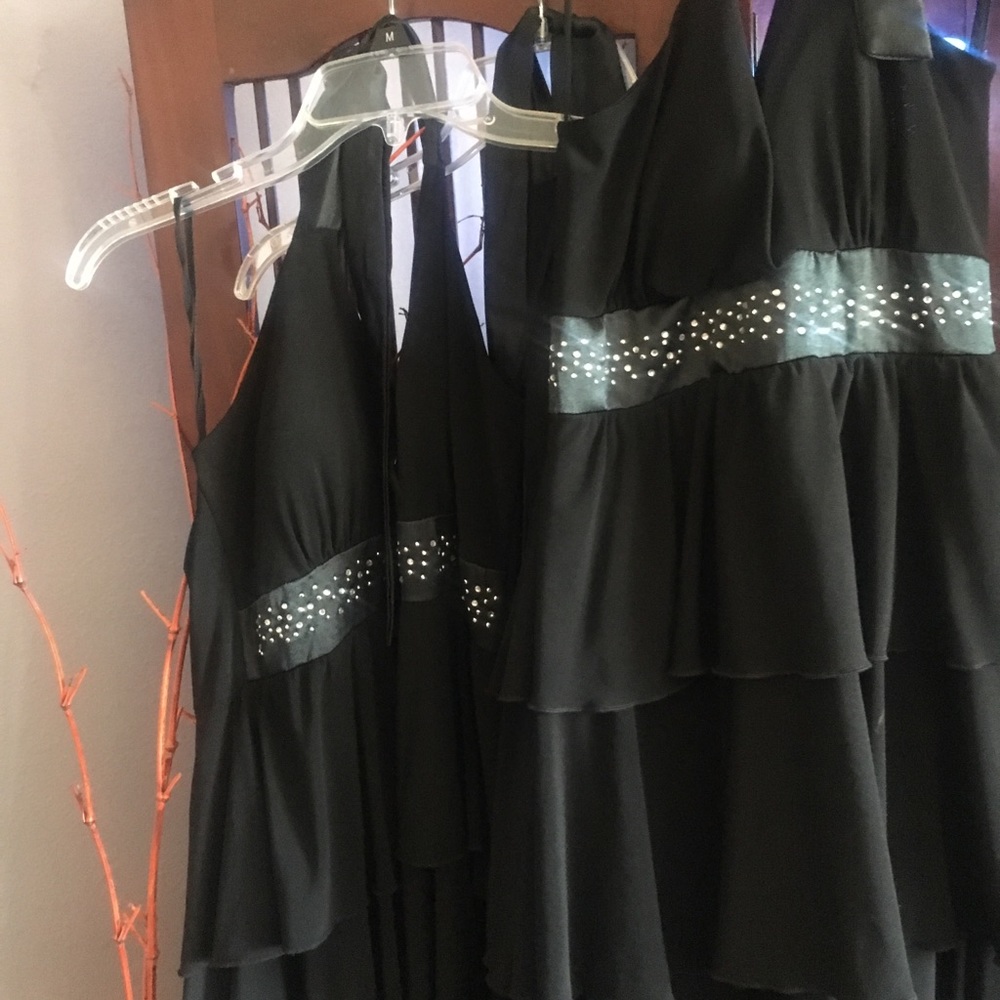 3 Matching Cocktail dresses 2 m 1 am